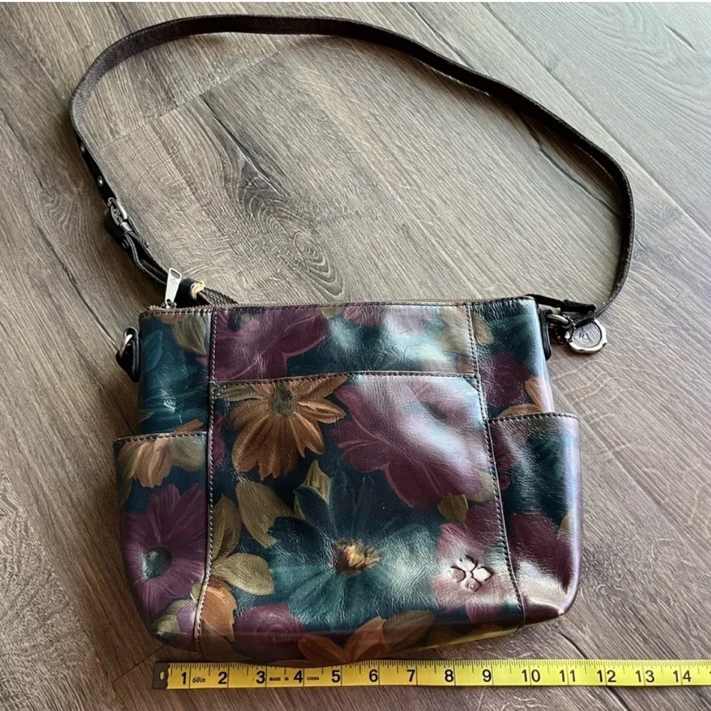 Patricia Nash Floral Crossbody Bag - Picture 15 of 17
